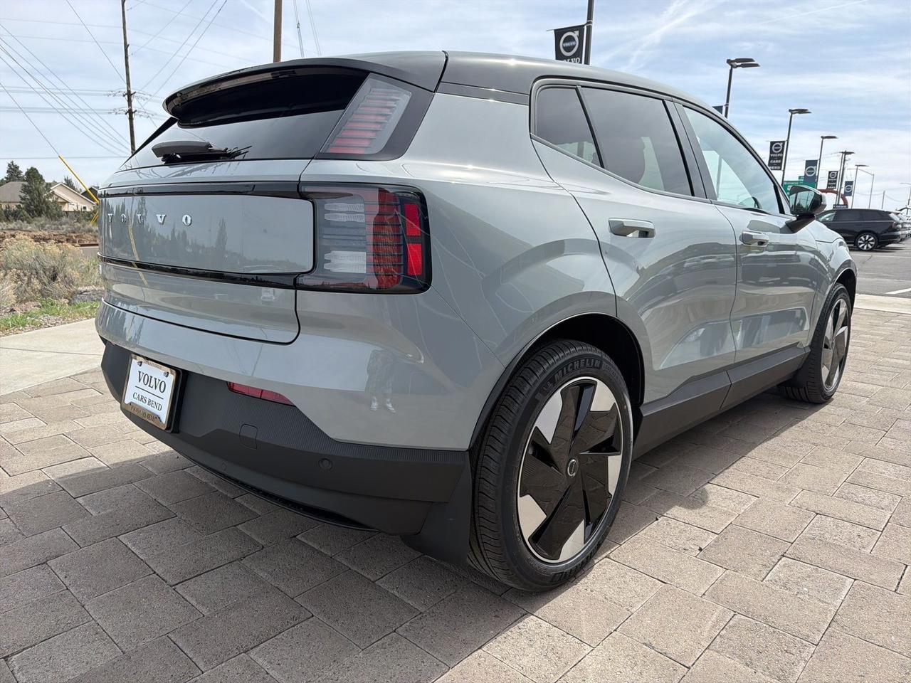 2026 Volvo EX30 Twin Motor Performance Plus Bend OR