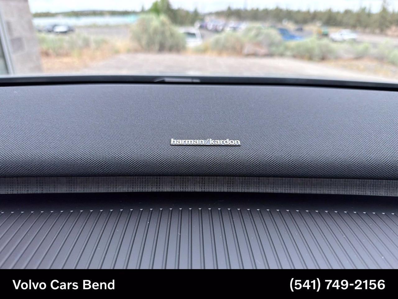2026 Volvo EX30 Twin Motor Performance Plus Bend OR