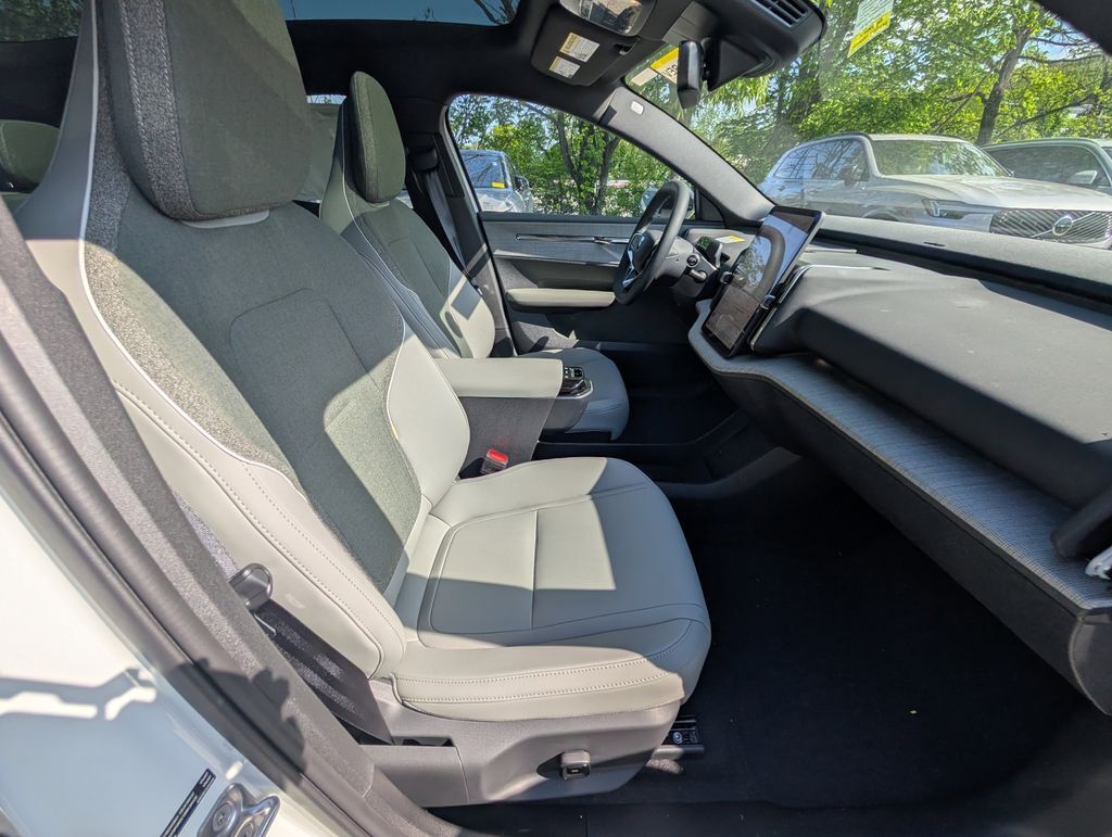 2026 Volvo EX30 Twin Motor Performance Plus Hunt Valley MD