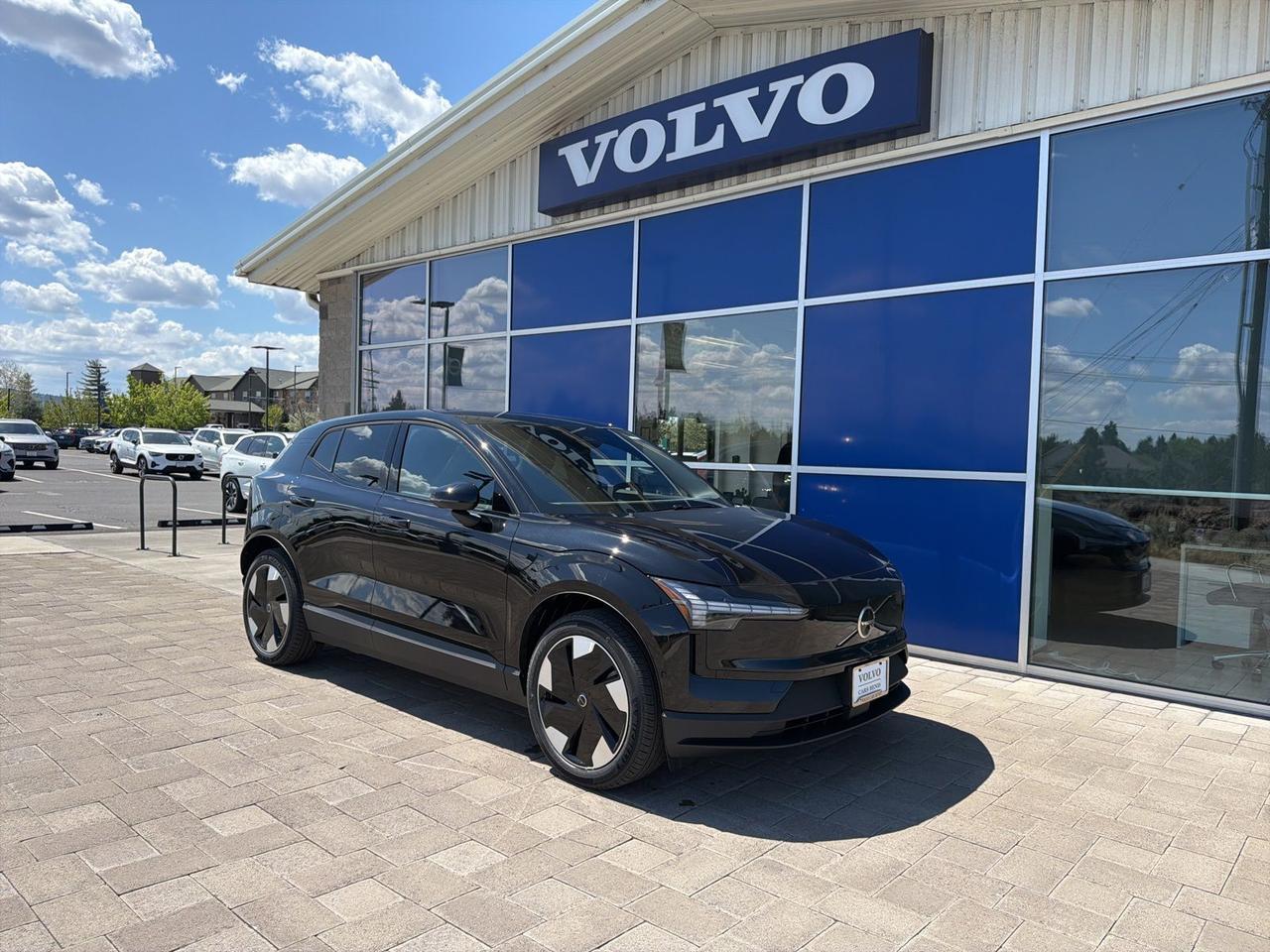 2026 Volvo EX30 Twin Motor Performance Ultra