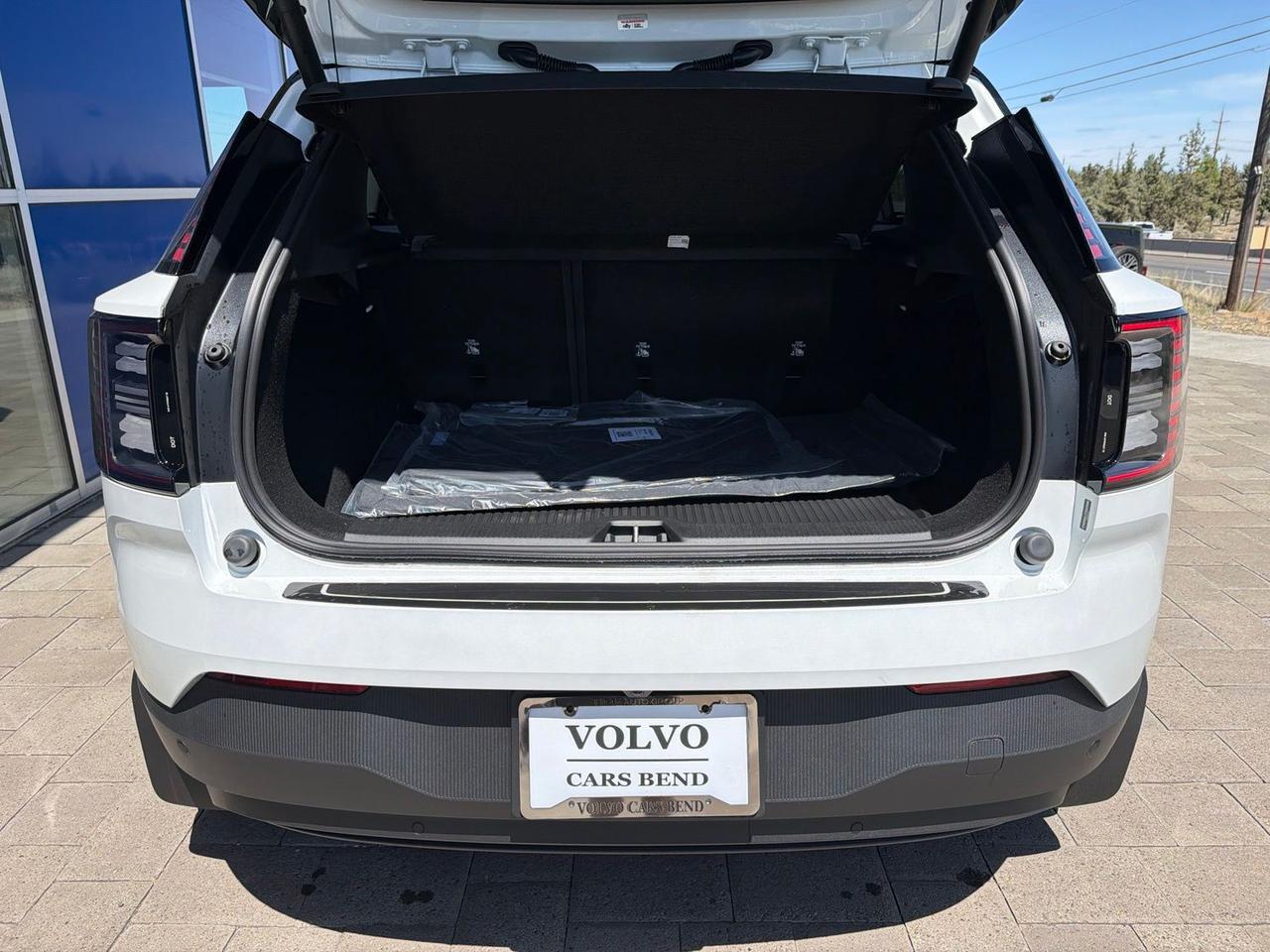 2026 Volvo EX30 Twin Motor Performance Ultra Bend OR