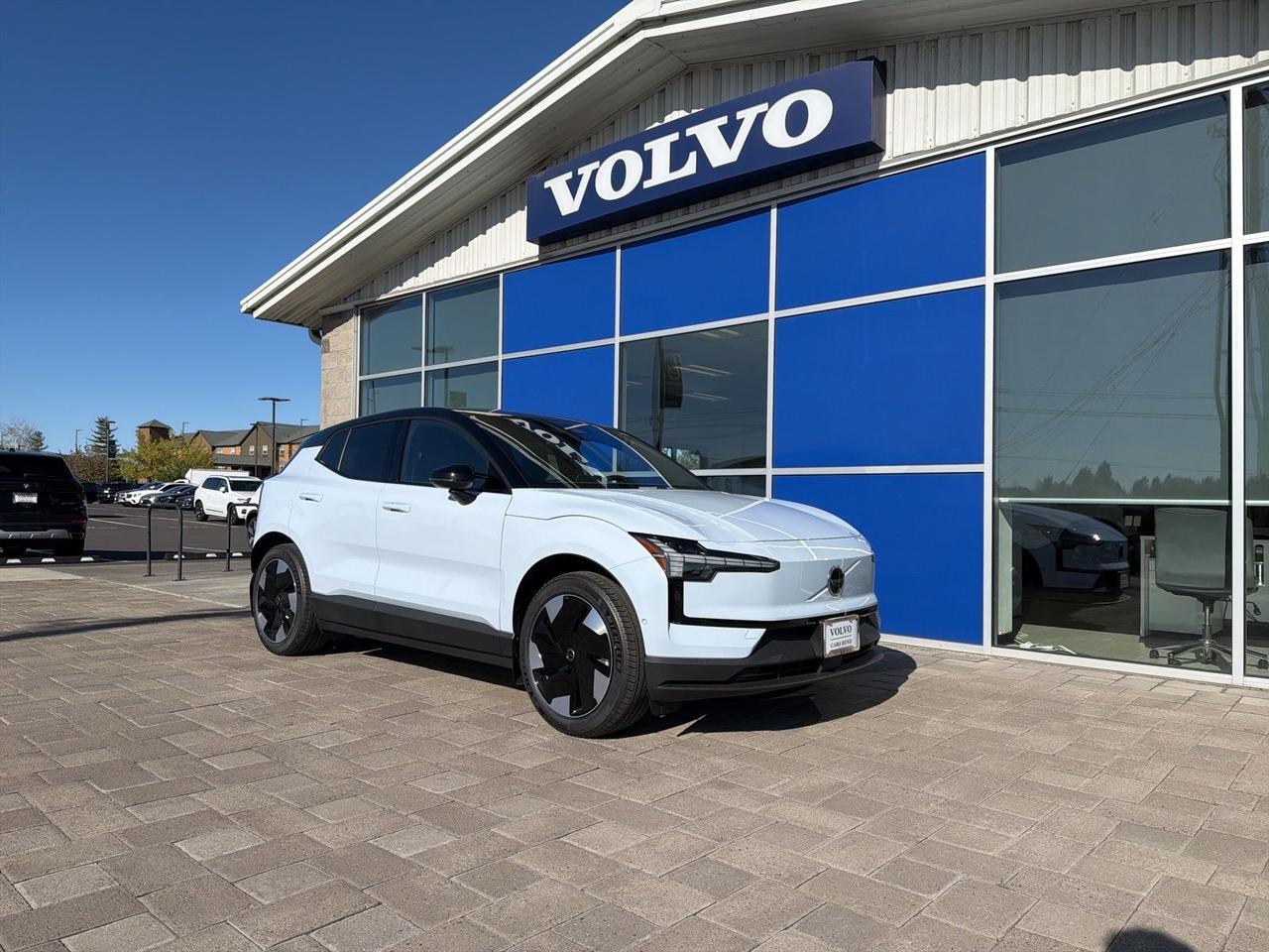 2026 Volvo EX30 Twin Motor Performance Ultra