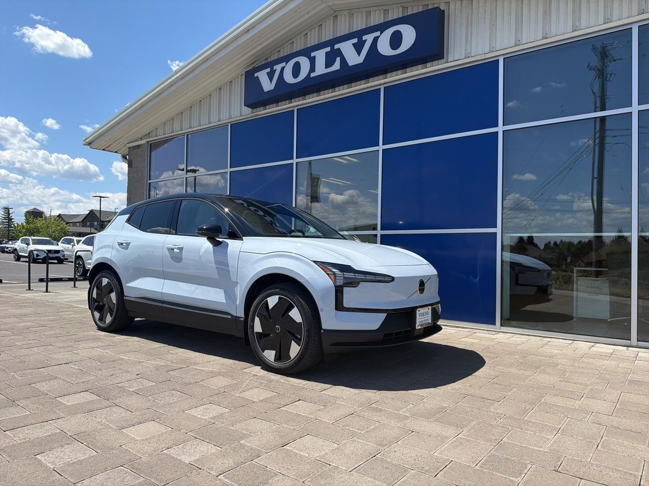2026 Volvo EX30 Twin Motor Performance Ultra