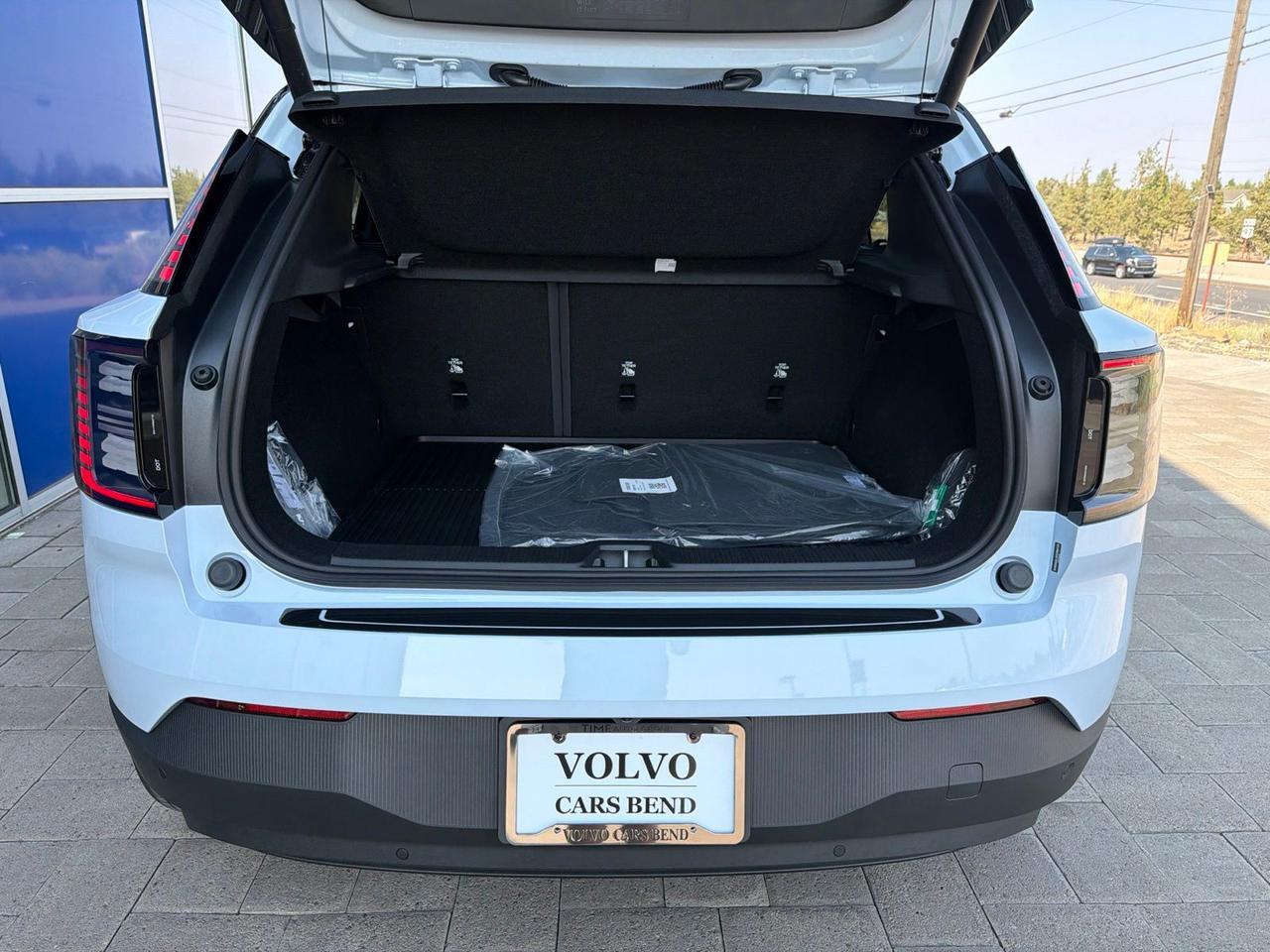 2026 Volvo EX30 Twin Motor Performance Ultra Bend OR