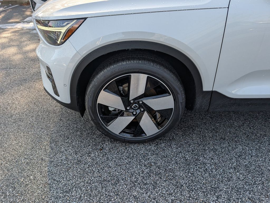 2026 Volvo EX40 Single Motor Extended Range Plus Hunt Valley MD