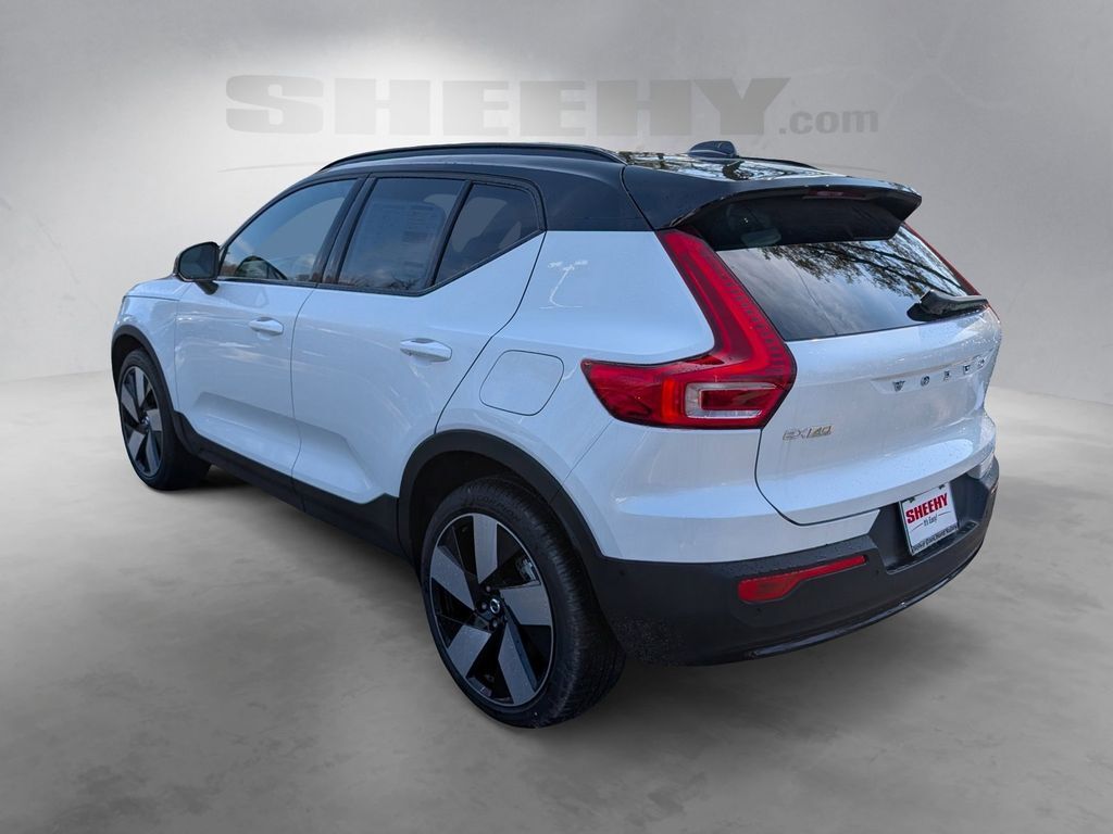 2026 Volvo EX40 Single Motor Extended Range Plus Hunt Valley MD