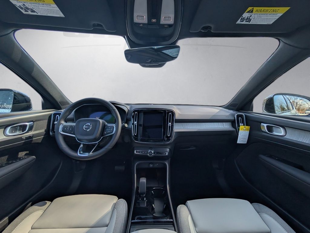 2026 Volvo EX40 Single Motor Extended Range Plus Hunt Valley MD