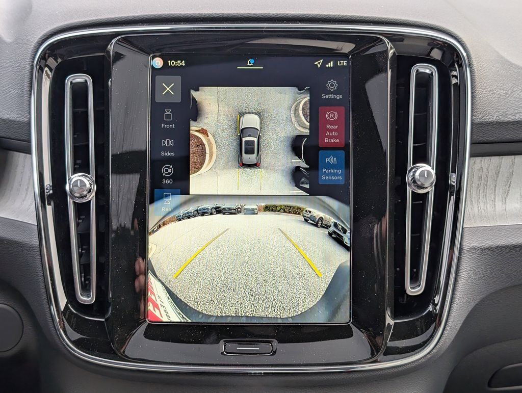 2026 Volvo EX40 Single Motor Extended Range Plus Hunt Valley MD