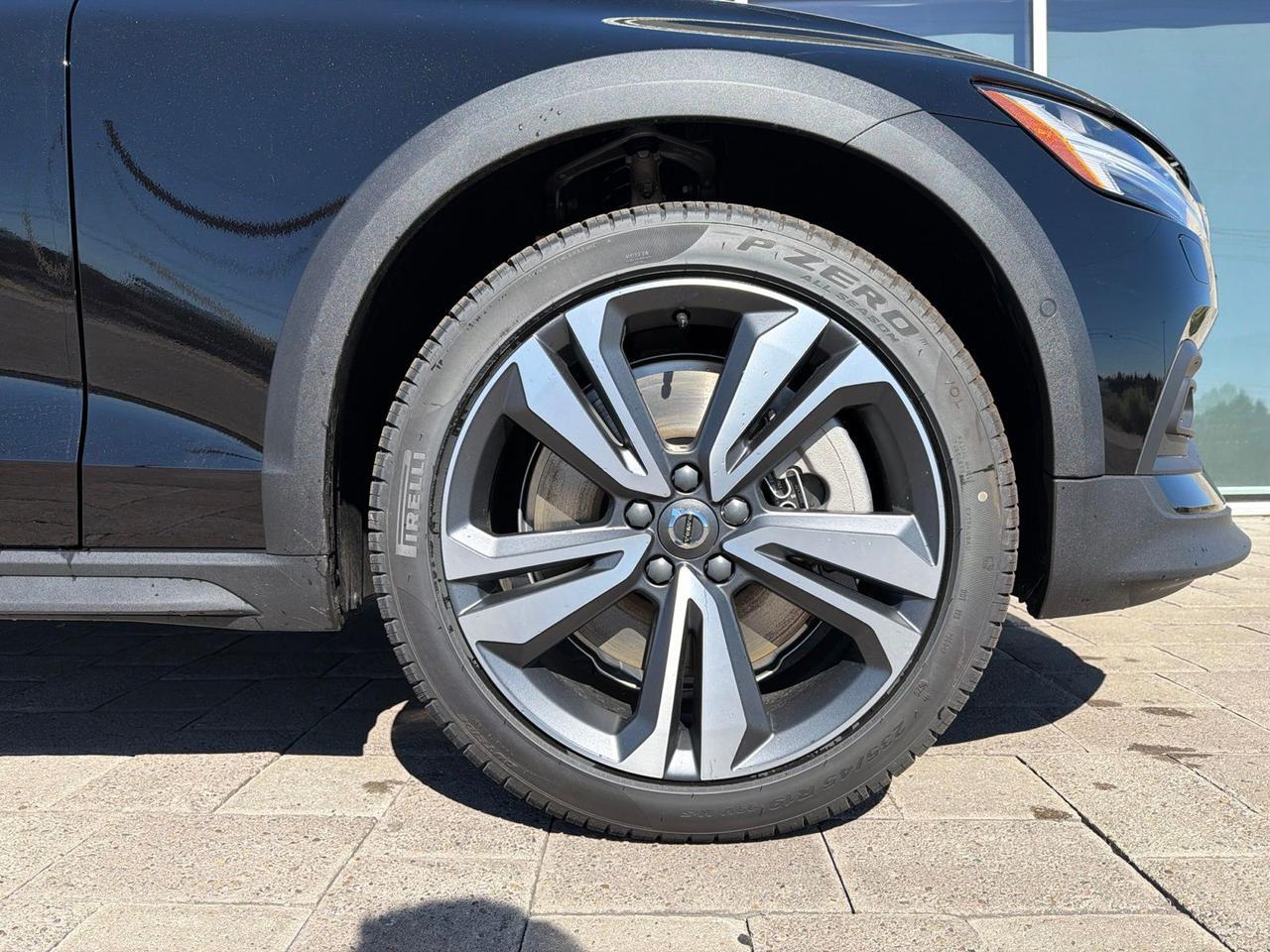 2026 Volvo V60 Cross Country B5 Plus Bend OR