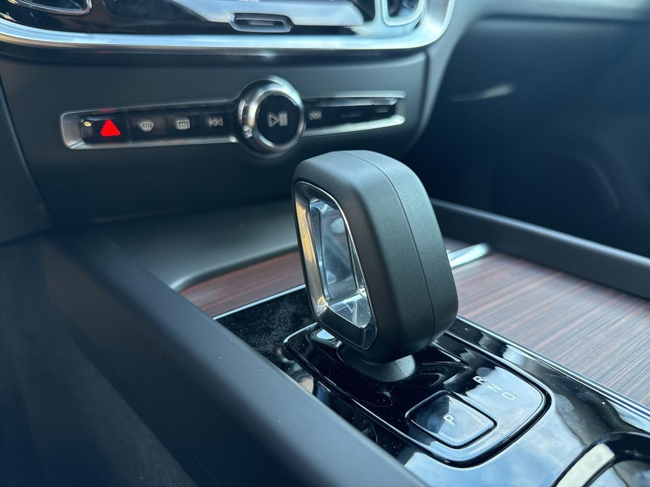 2026 Volvo V60 Cross Country B5 Plus Bend OR