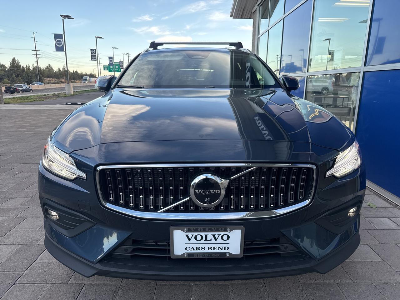 2026 Volvo V60 Cross Country B5 Plus Bend OR