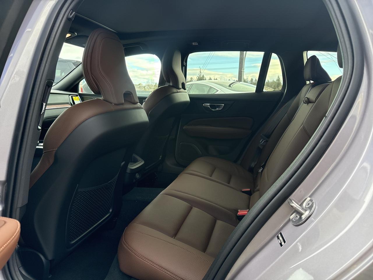 2026 Volvo V60 Cross Country B5 Plus Bend OR