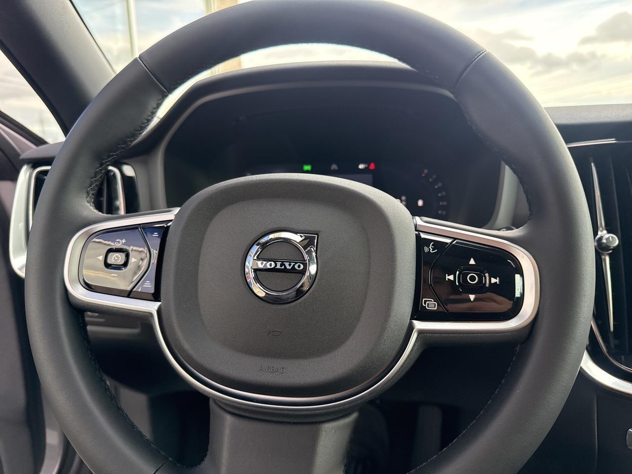 2026 Volvo V60 Cross Country B5 Plus Bend OR