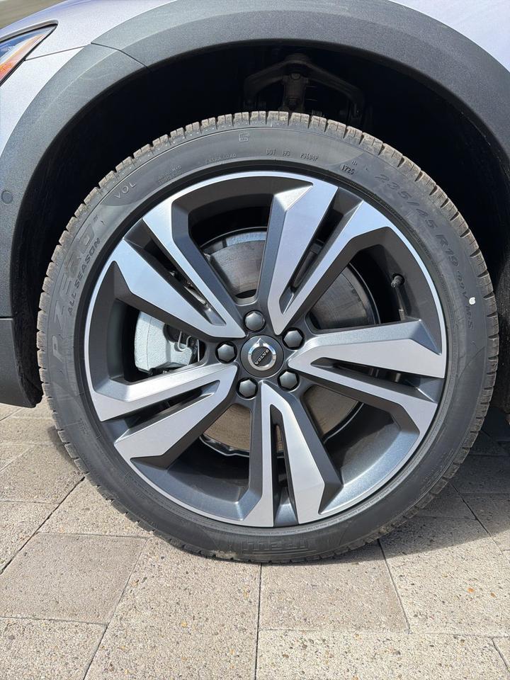 2026 Volvo V60 Cross Country B5 Plus Bend OR