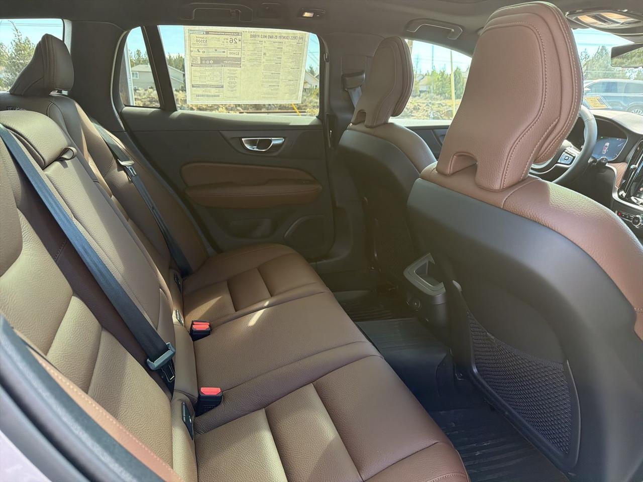 2026 Volvo V60 Cross Country B5 Plus Bend OR