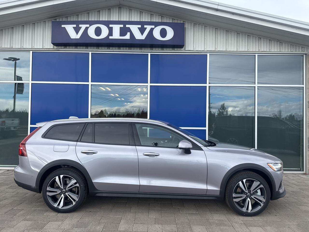 2026 Volvo V60 Cross Country B5 Plus Bend OR