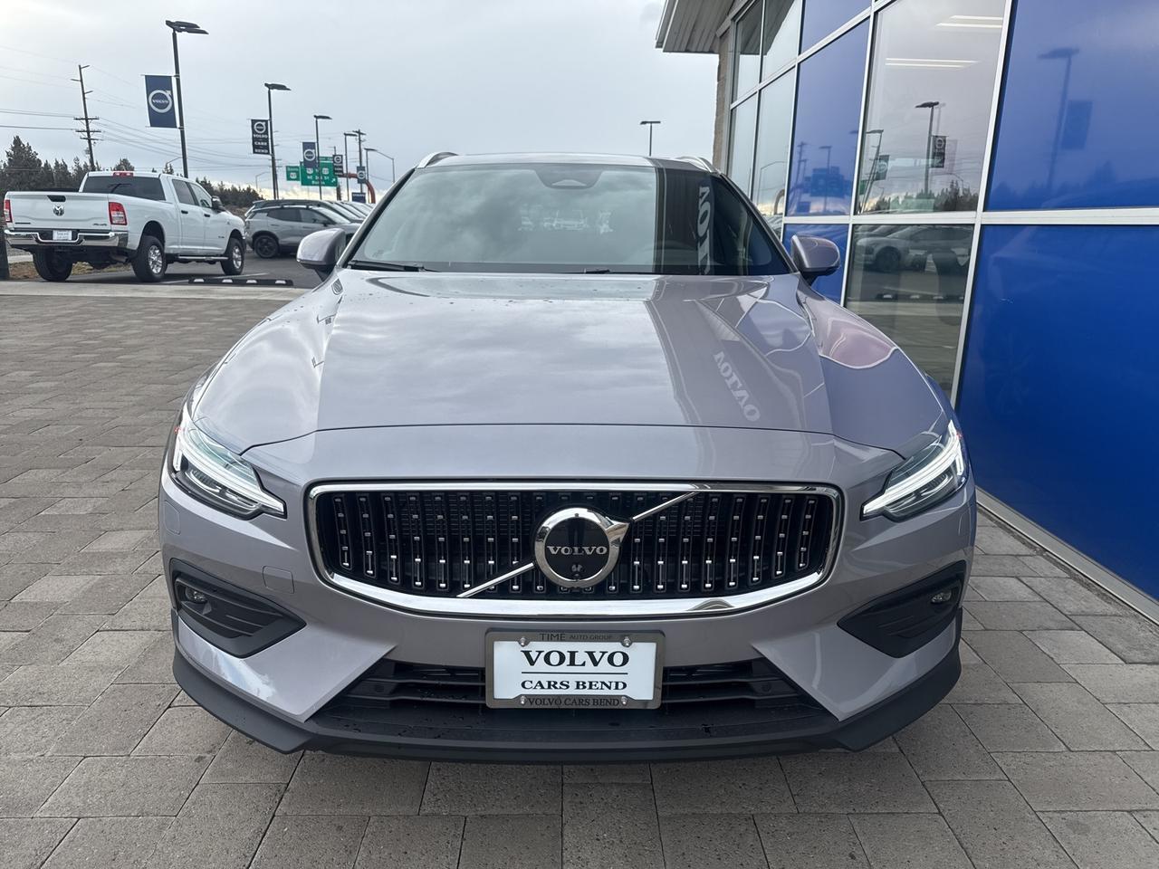 2026 Volvo V60 Cross Country B5 Plus Bend OR