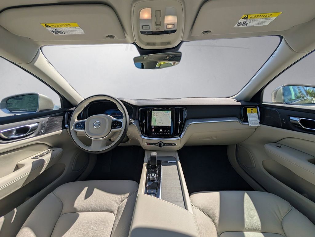 2026 Volvo V60 Cross Country B5 Plus Hunt Valley MD