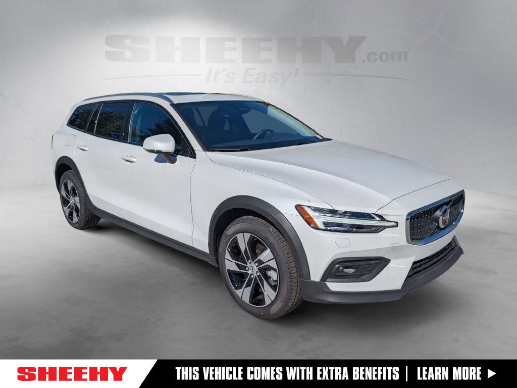 2026 Volvo V60 Cross Country B5 Plus