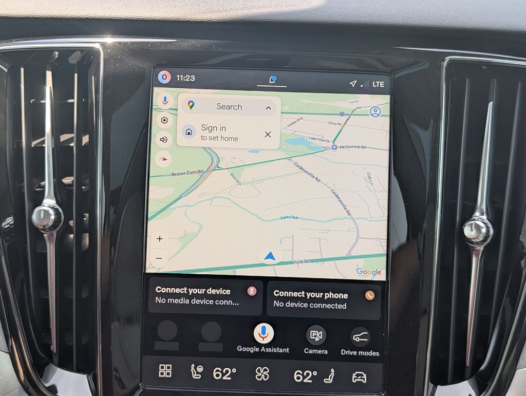 2026 Volvo V60 Cross Country B5 Plus Hunt Valley MD