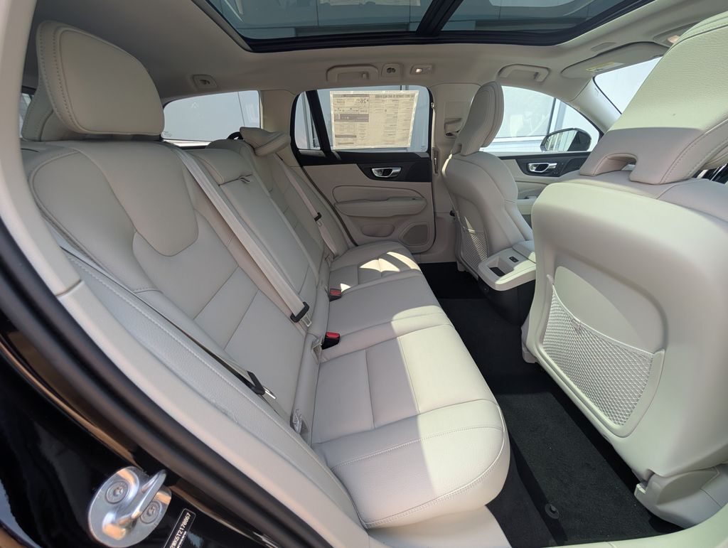 2026 Volvo V60 Cross Country B5 Plus Hunt Valley MD