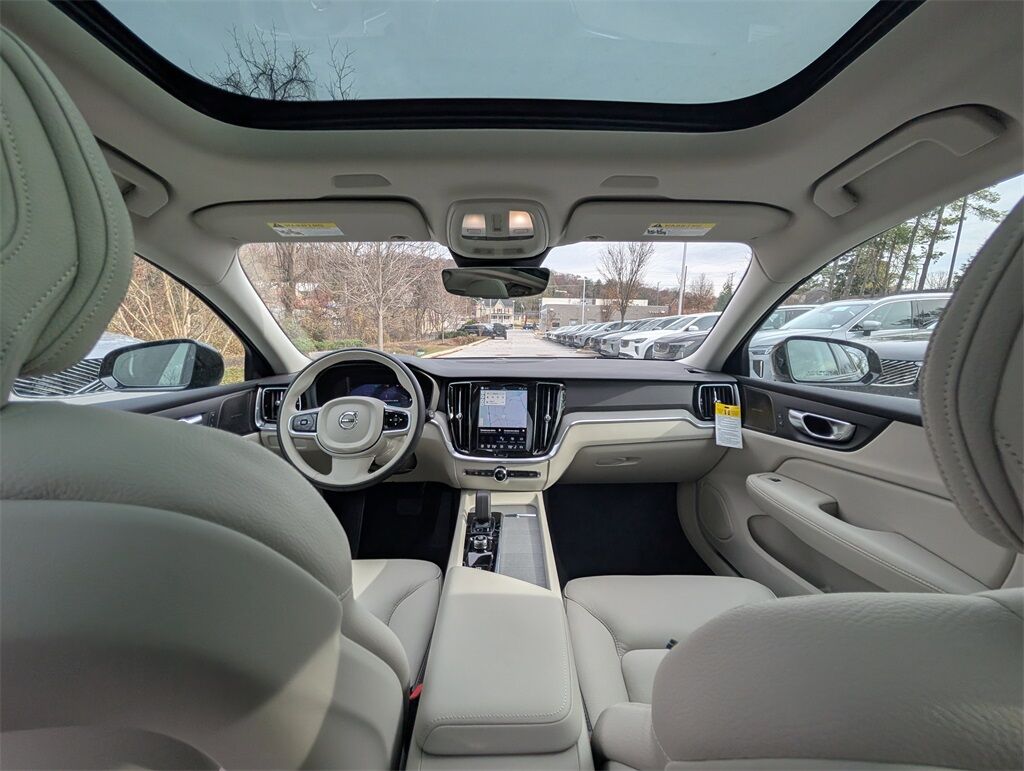 2026 Volvo V60 Cross Country B5 Plus Hunt Valley MD