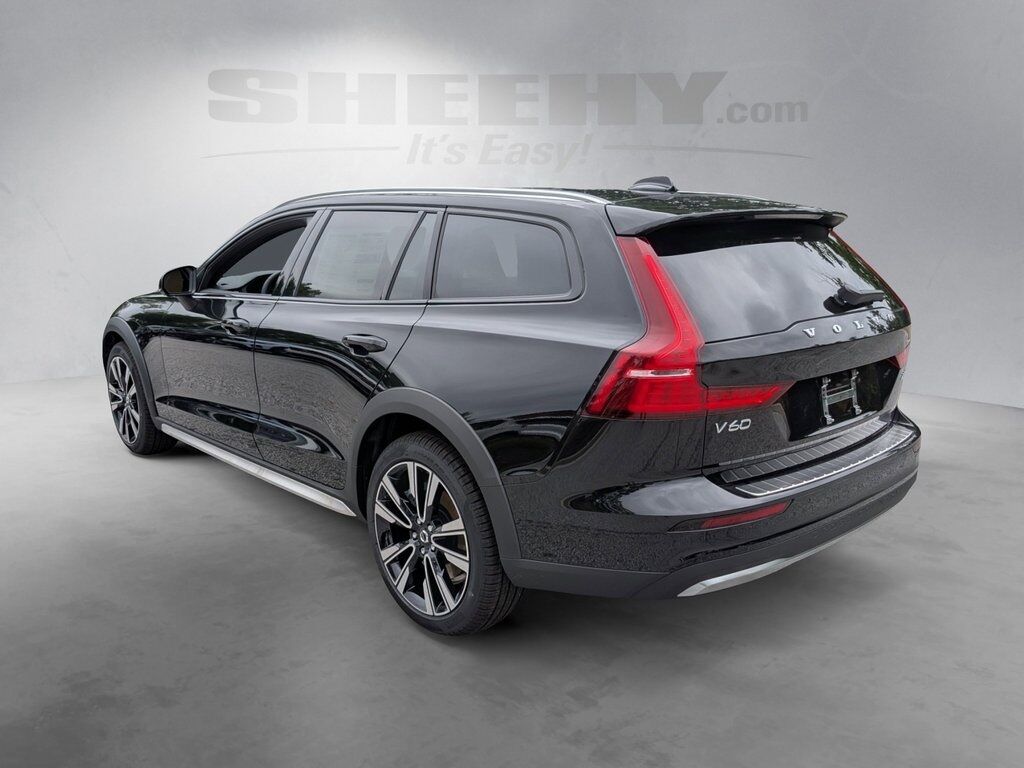 2026 Volvo V60 Cross Country B5 Ultra Hunt Valley MD