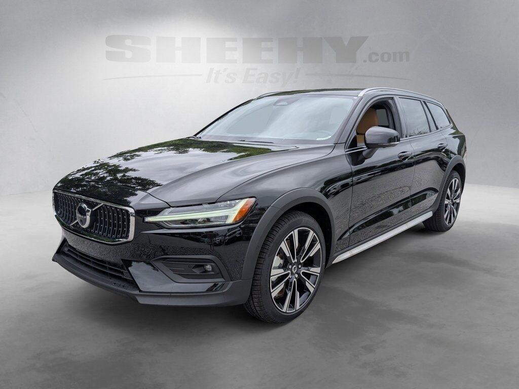 2026 Volvo V60 Cross Country B5 Ultra Hunt Valley MD