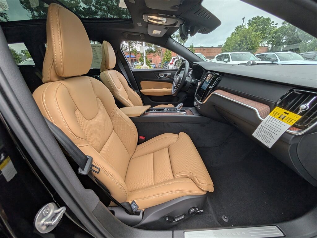 2026 Volvo V60 Cross Country B5 Ultra Hunt Valley MD