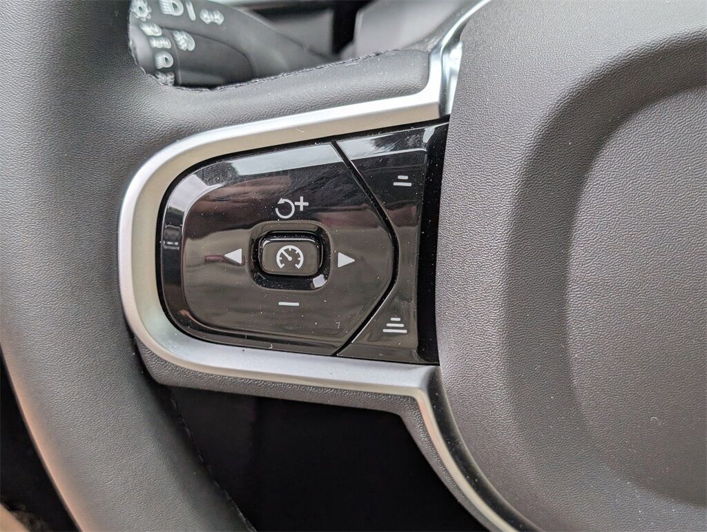 2026 Volvo V60 Cross Country B5 Ultra Hunt Valley MD
