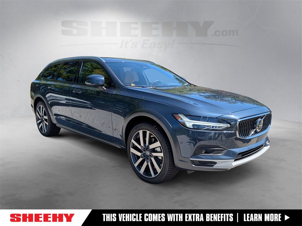 2026 Volvo V90 Cross Country B6 Hunt Valley MD