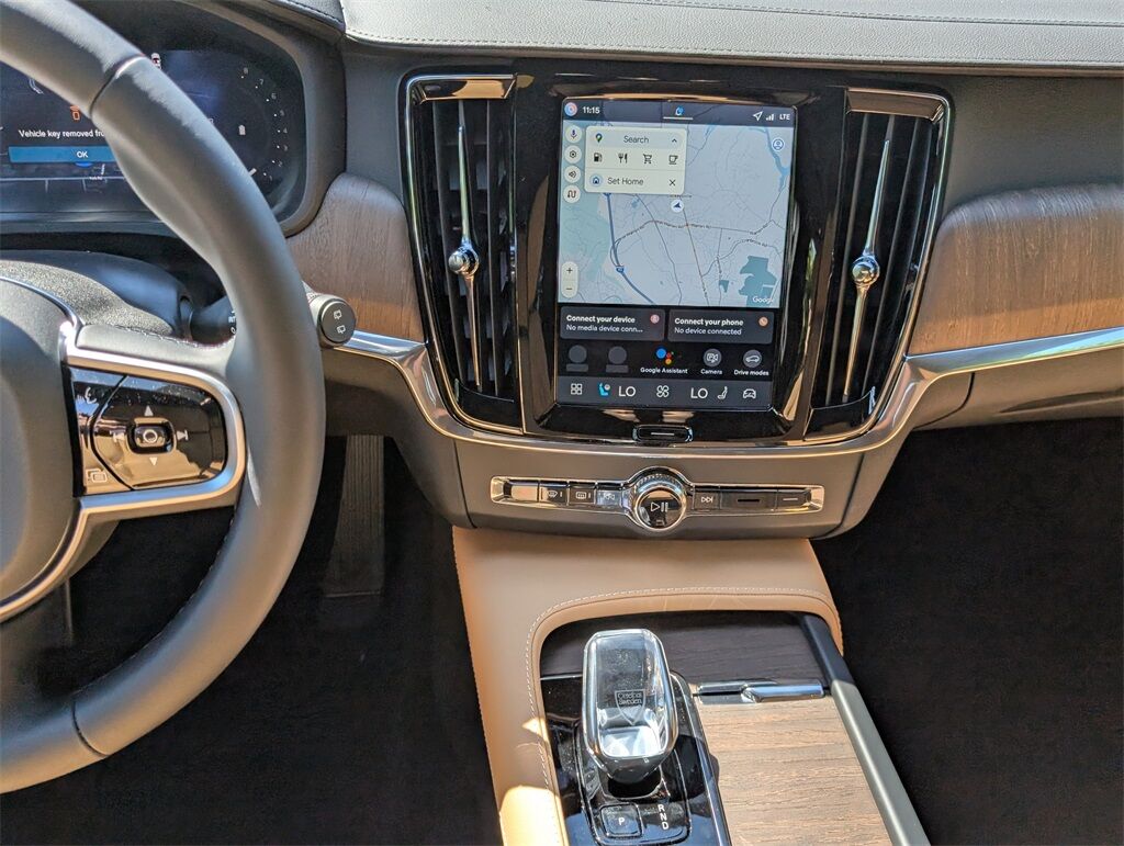 2026 Volvo V90 Cross Country B6 Hunt Valley MD