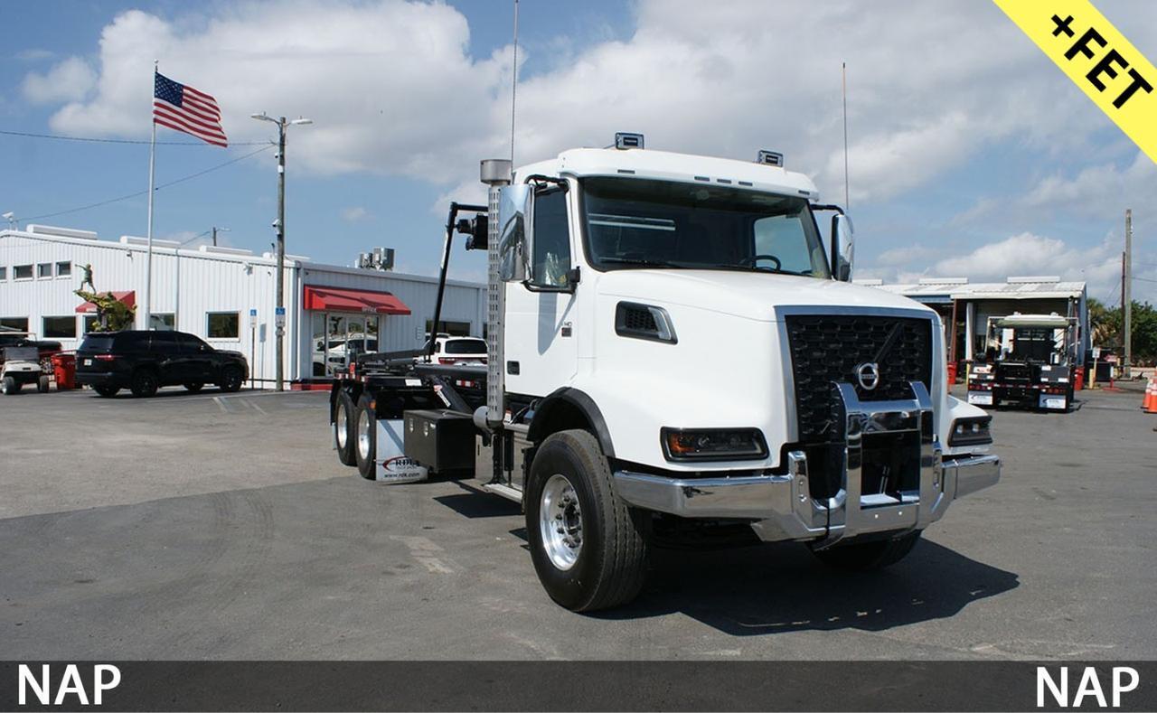 2026 Volvo VHD64B