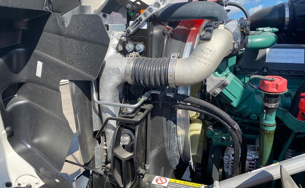 2026 Volvo VHD64B 60,000 lb Pac Mac Roll off Truck Tampa FL