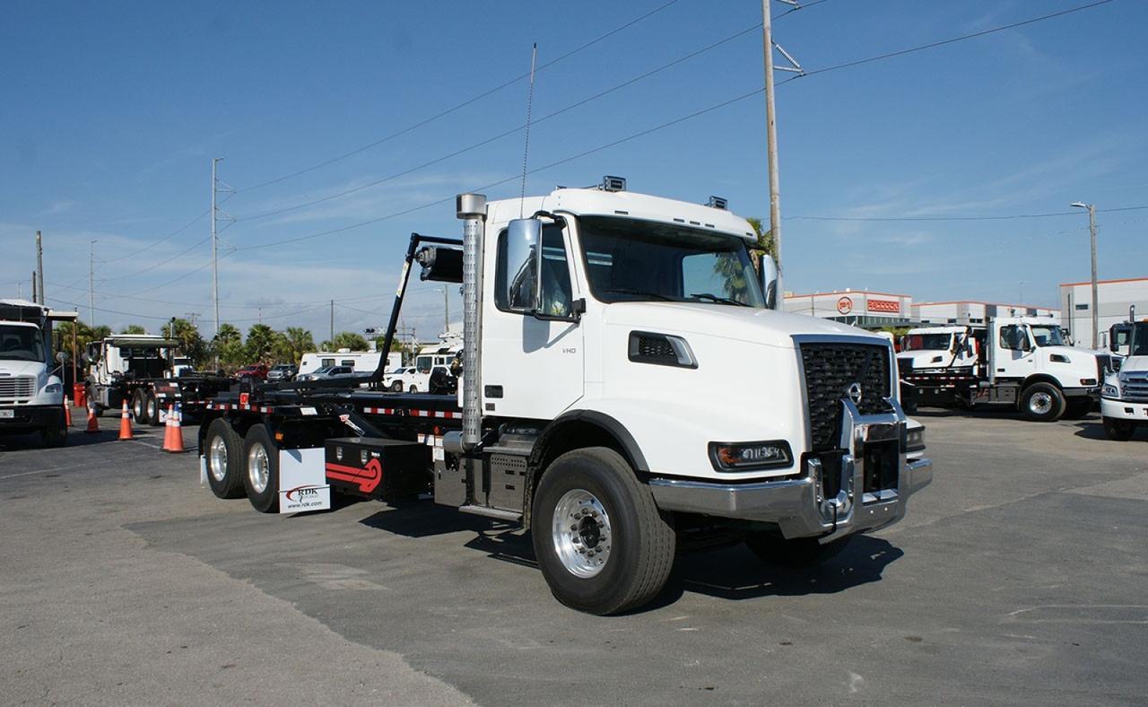 2026 Volvo VHD64B300 60,000 Lb Pac Mac Roll Off Truck Tampa FL