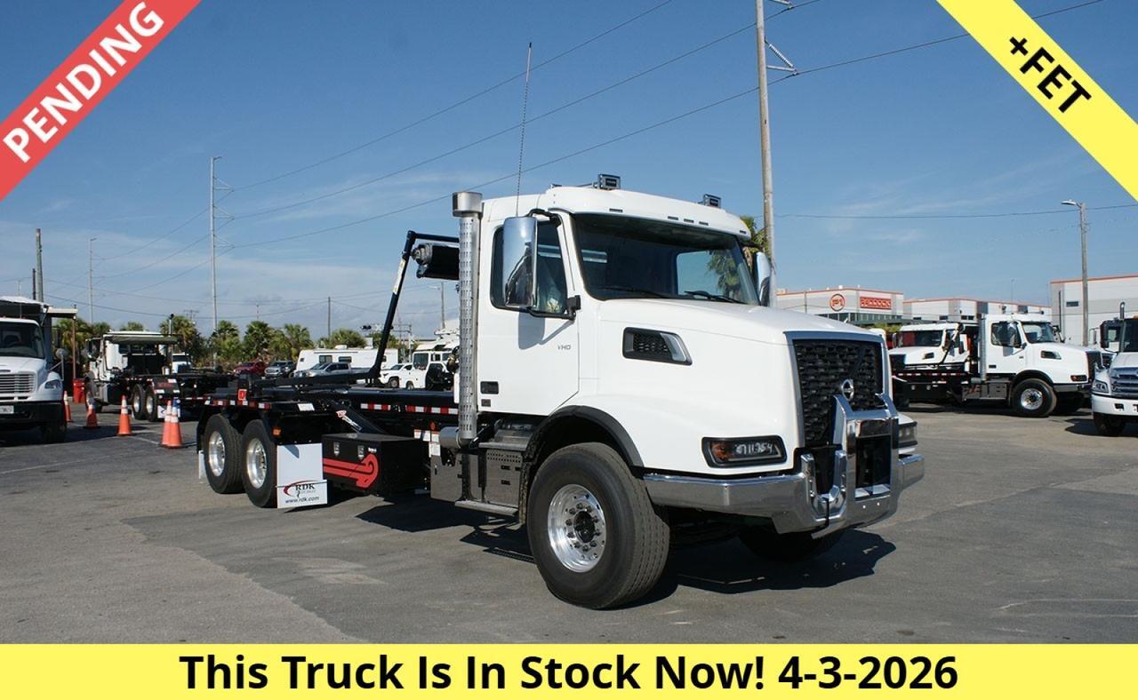 2026 Volvo VHD64B300 60,000 Lb Pac Mac Roll Off Truck