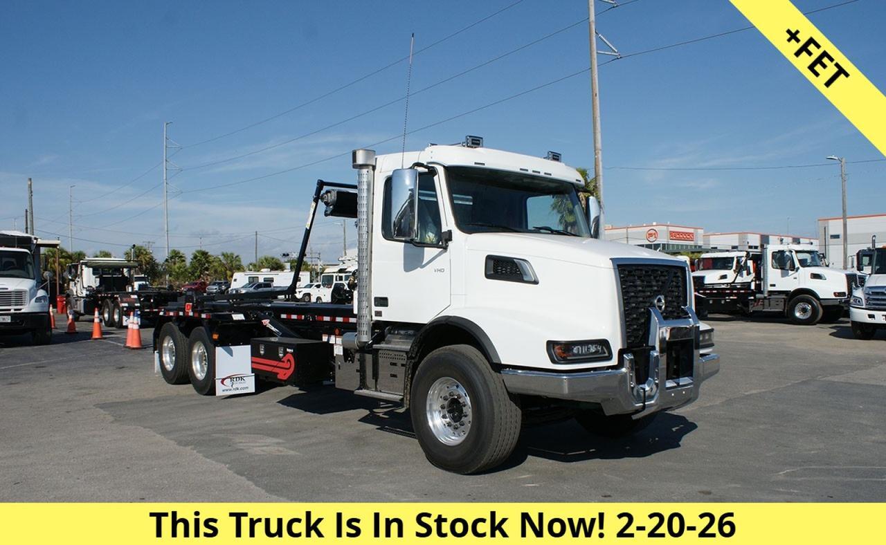 2026 Volvo VHD64B300