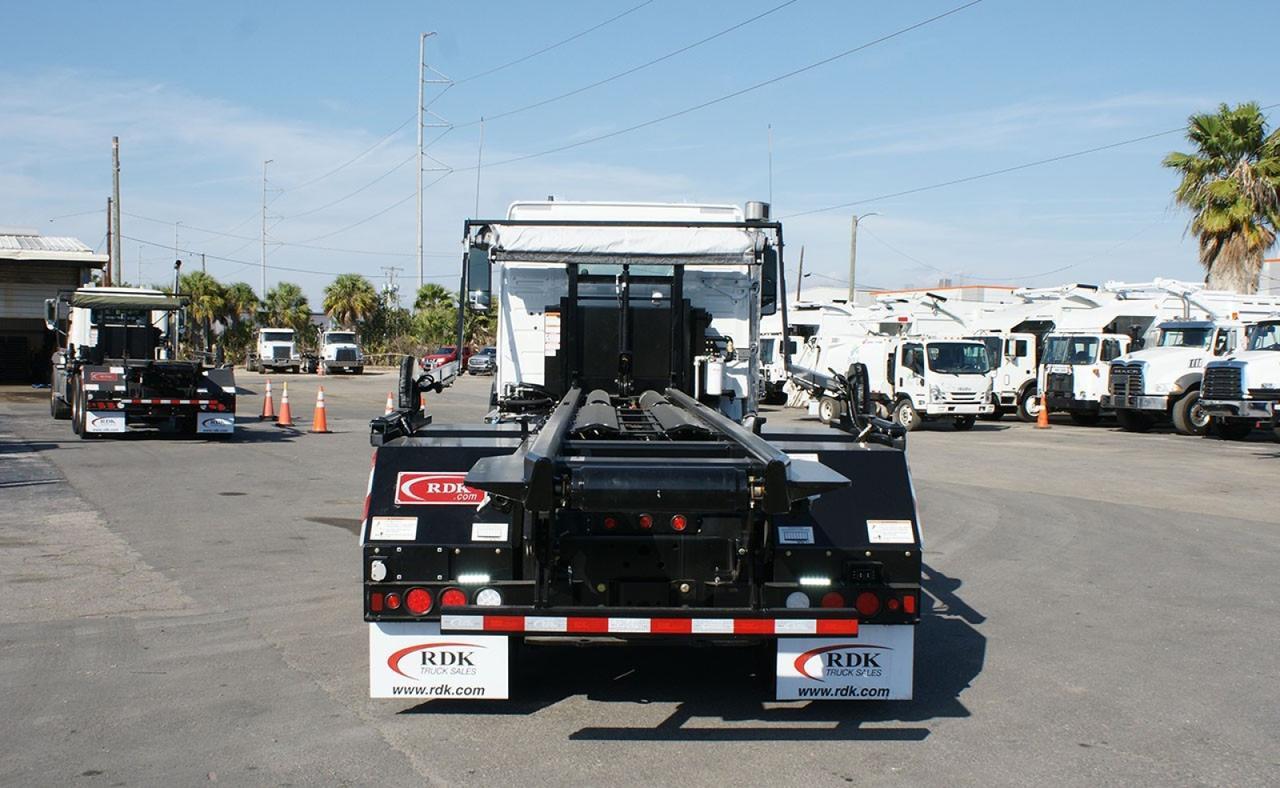 2026 Volvo VHD64B300 60,000 Lb Pac Mac Roll Off Truck
