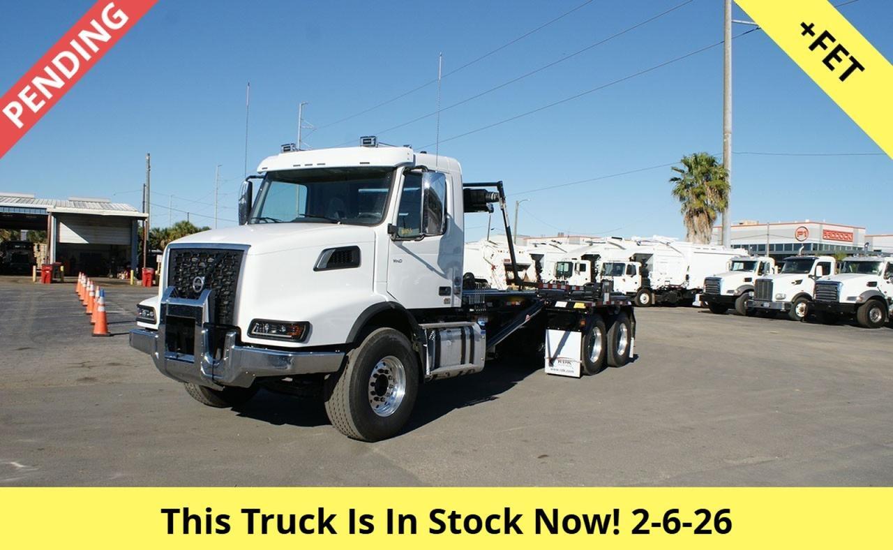 2026 Volvo VHD64B300