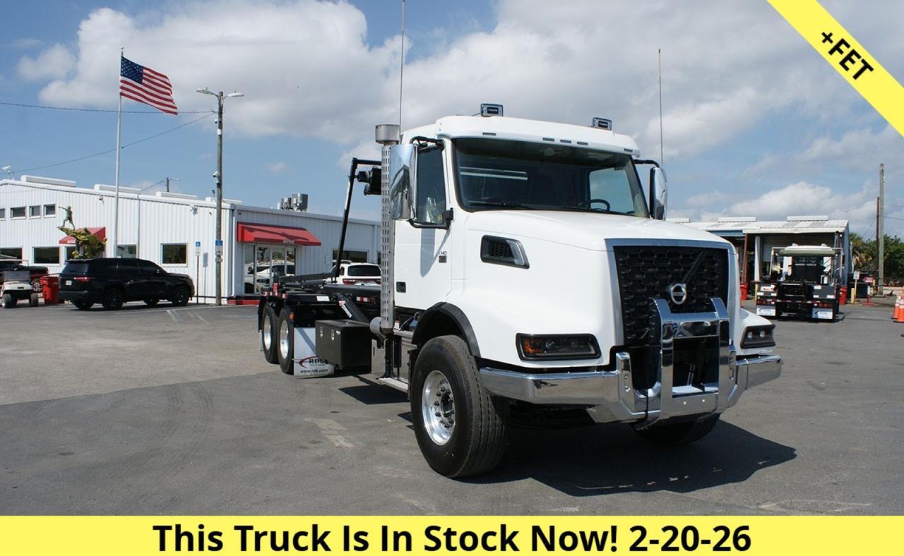 2026 Volvo VHD64B300 60,000 lb Pac Mac Roll off Truck