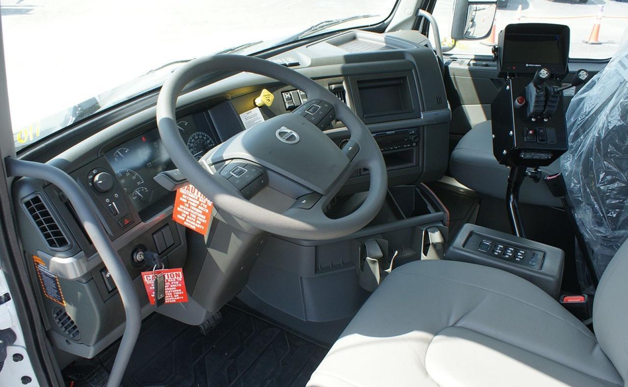 2026 Volvo VHD64B300 60,000 lb Pac Mac Roll off Truck Tampa FL