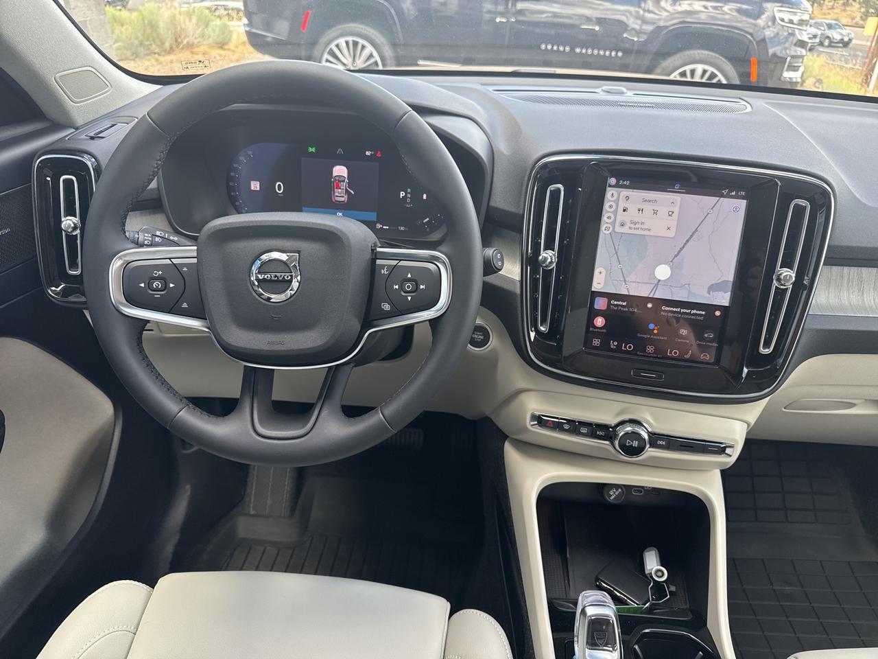 2026 Volvo XC40 Bend OR