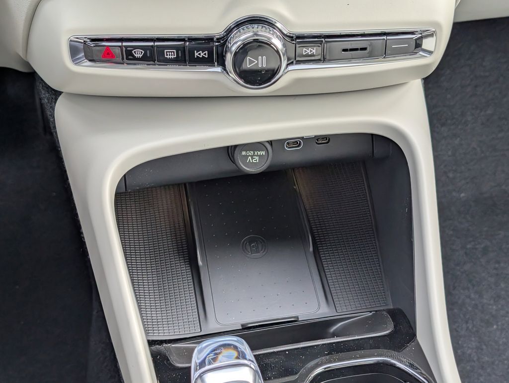 2026 Volvo XC40 B4 Plus Hunt Valley MD