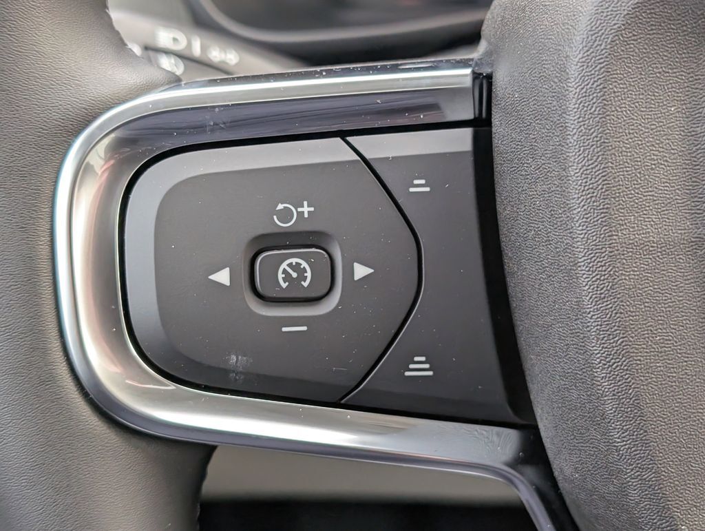 2026 Volvo XC40 B4 Plus Hunt Valley MD