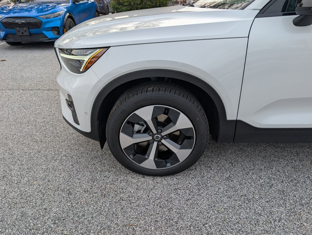 2026 Volvo XC40 B4 Plus Hunt Valley MD