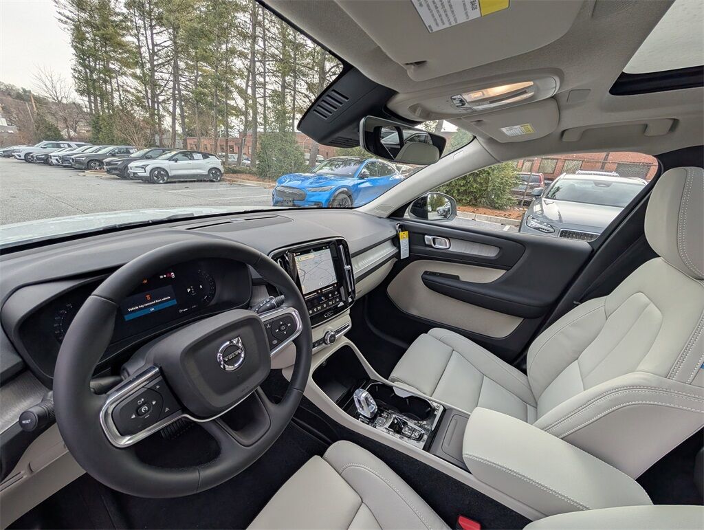 2026 Volvo XC40 B4 Plus Hunt Valley MD