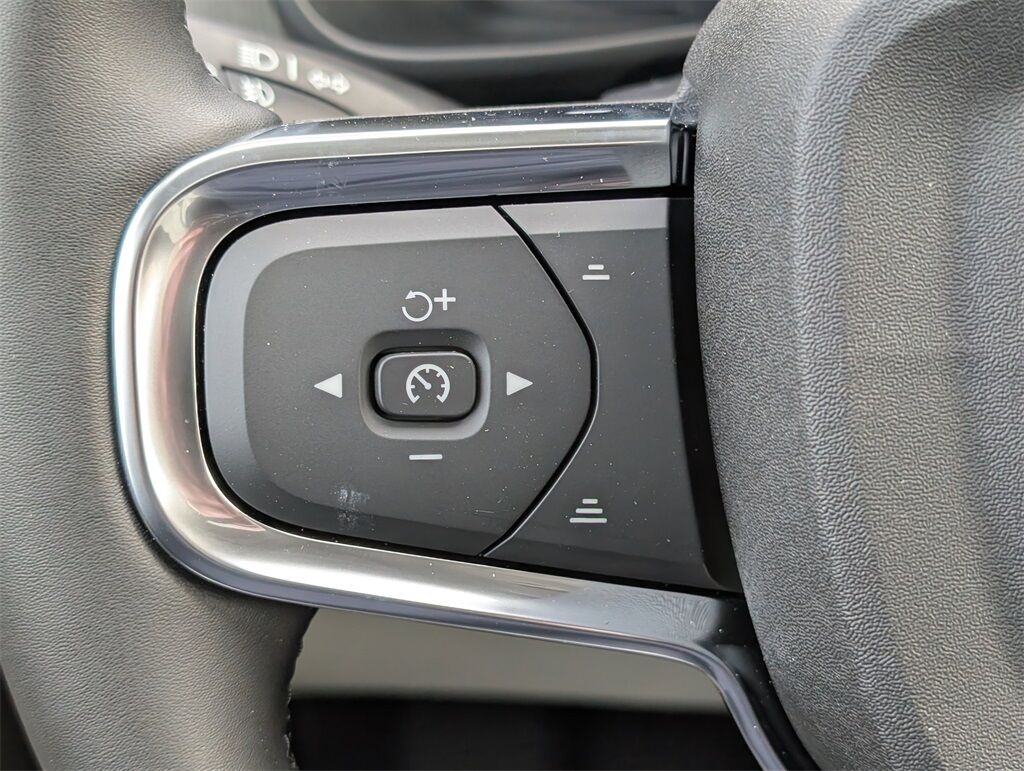 2026 Volvo XC40 B4 Plus Hunt Valley MD