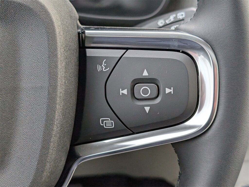 2026 Volvo XC40 B4 Plus Hunt Valley MD