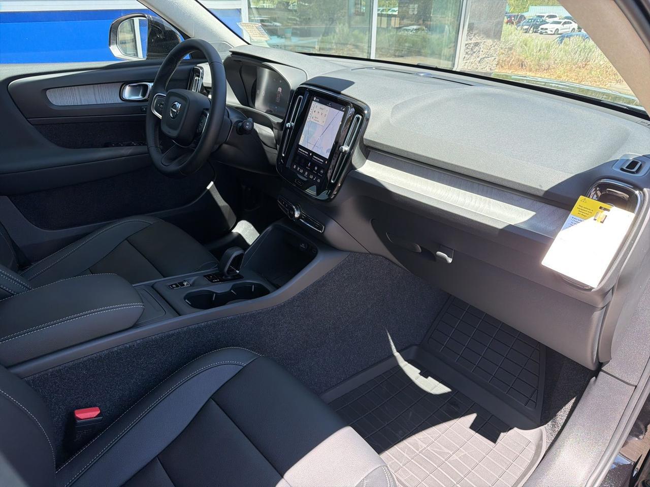 2026 Volvo XC40 B5 Core Bend OR