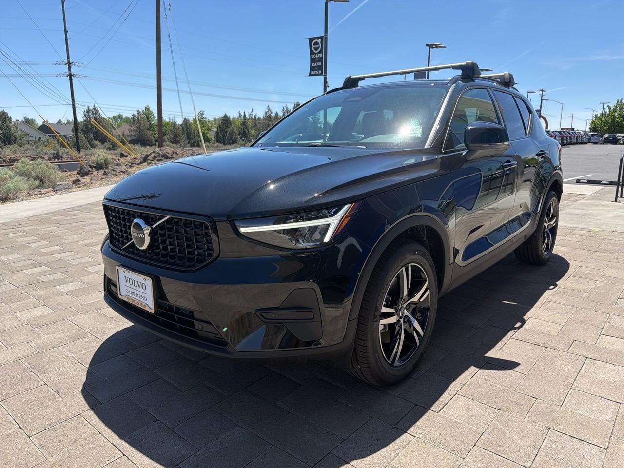 2026 Volvo XC40 B5 Core Bend OR